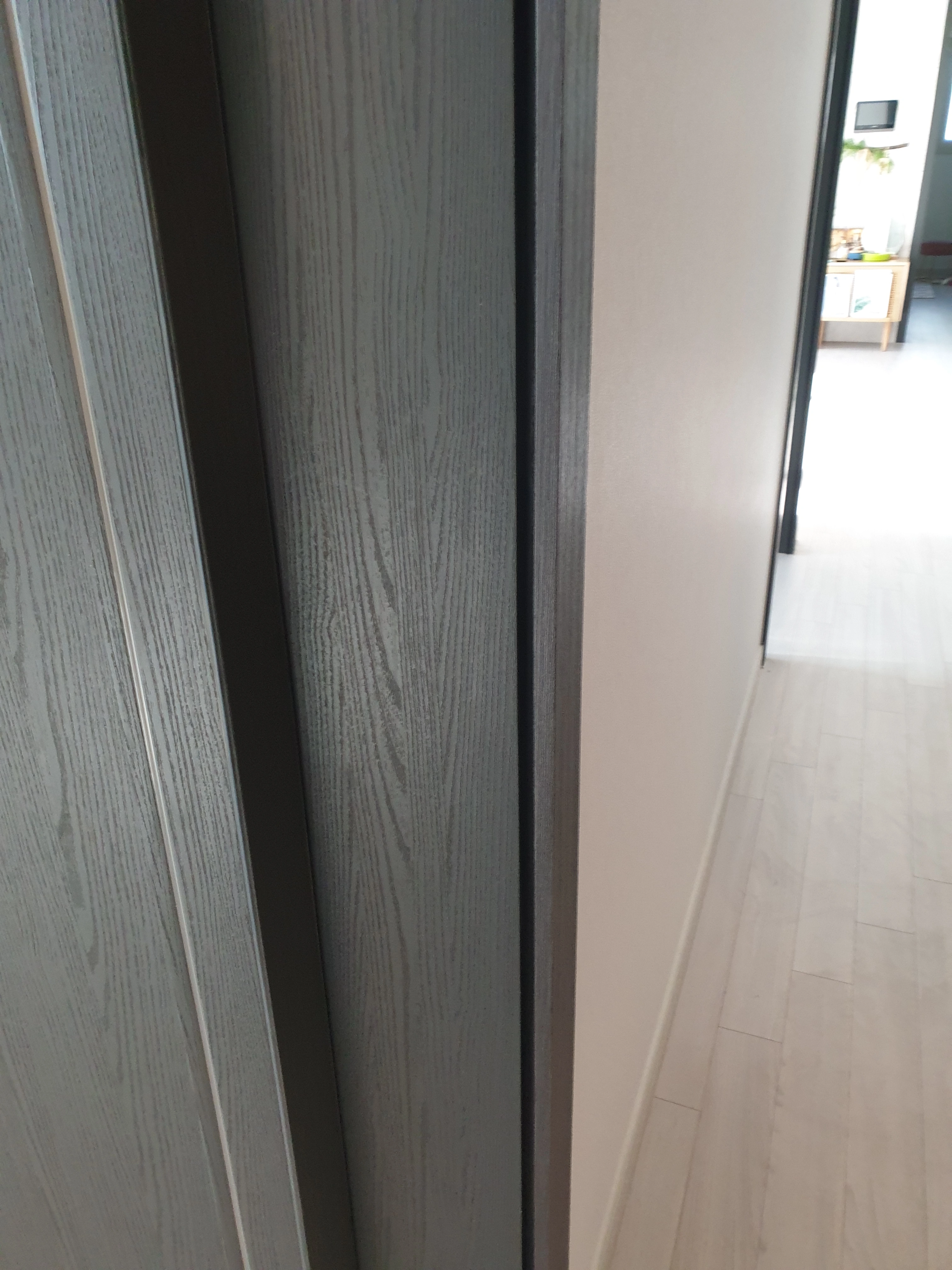 문틀필름시공 전 7